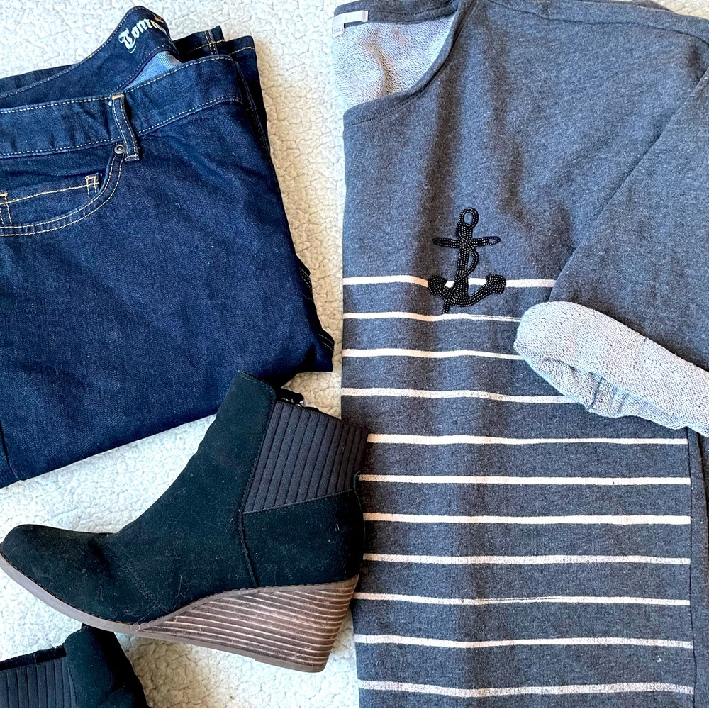 Gap nautical sweatshirt t-shirt